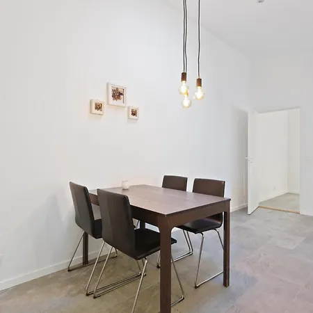 公寓 - Charming Oasis In The Heart Of