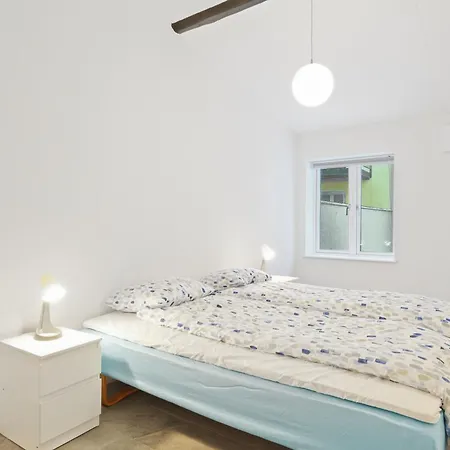 公寓 - Charming Oasis In The Heart Of